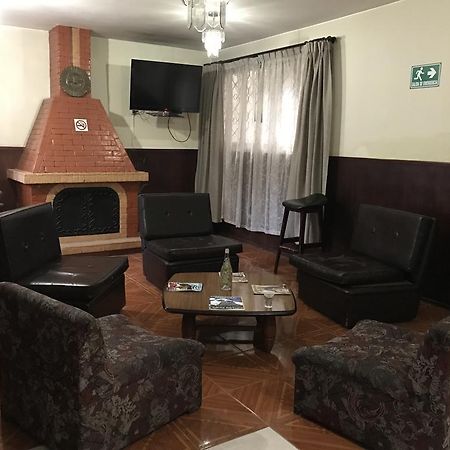 Hotel Majestic Quito Exterior photo