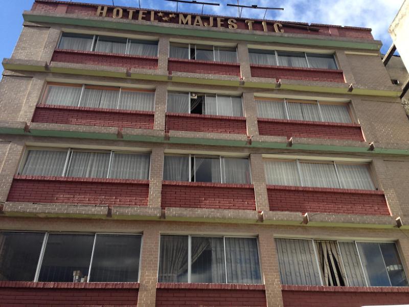 Hotel Majestic Quito Exterior photo