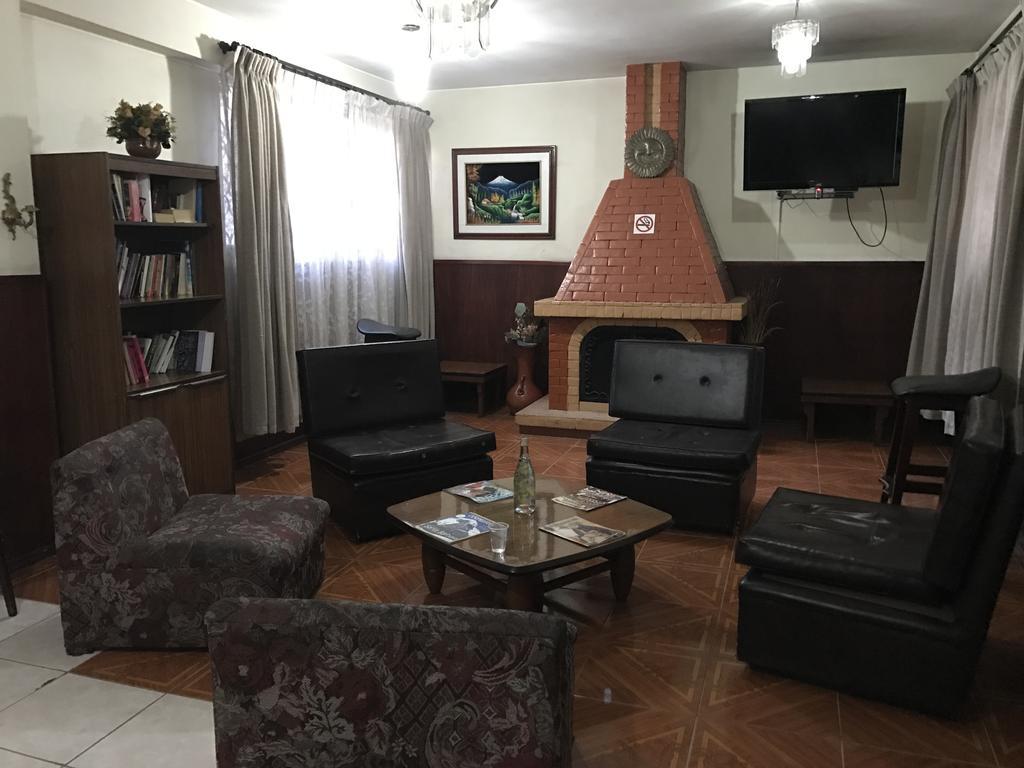 Hotel Majestic Quito Exterior photo