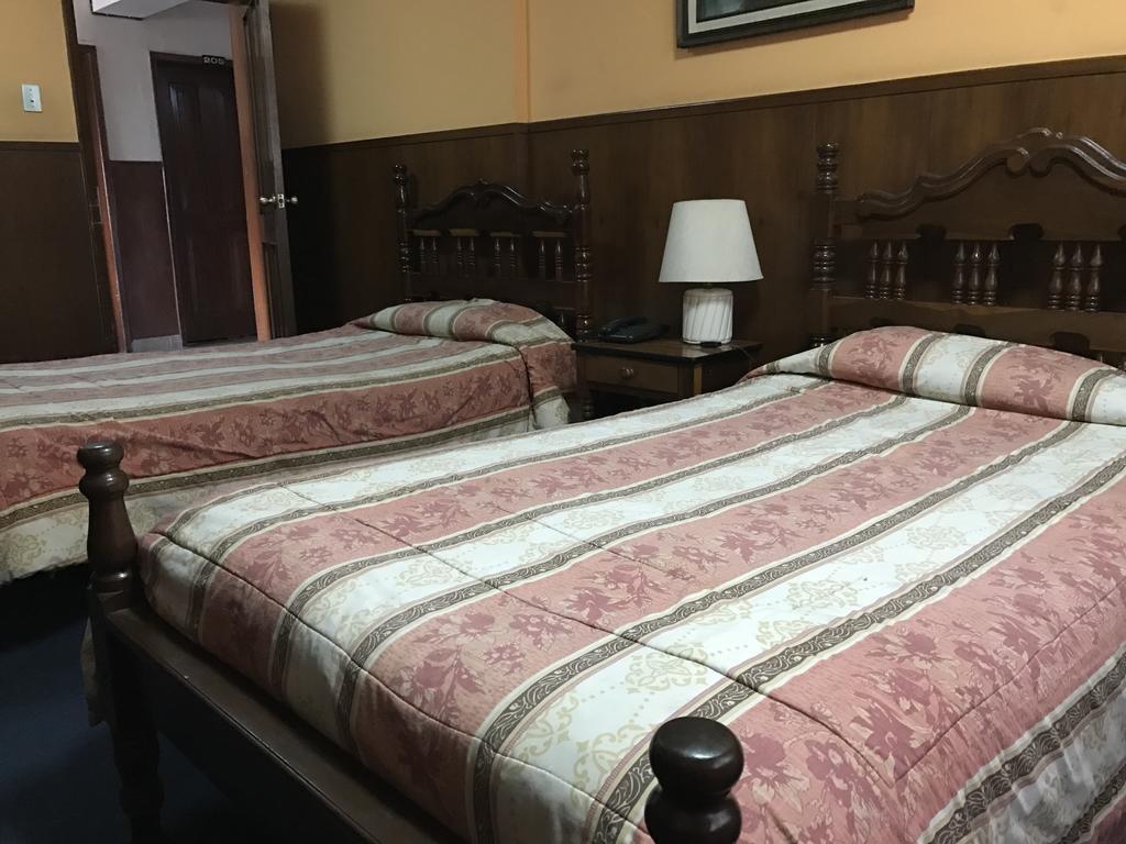 Hotel Majestic Quito Exterior photo
